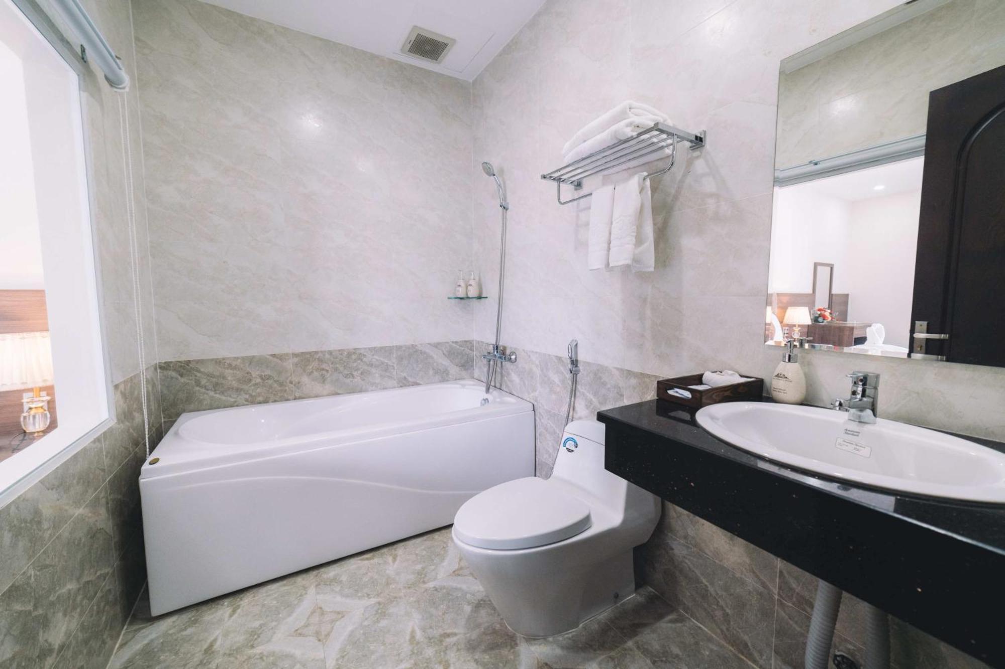 Dalat Paradise Hotel Bagian luar foto